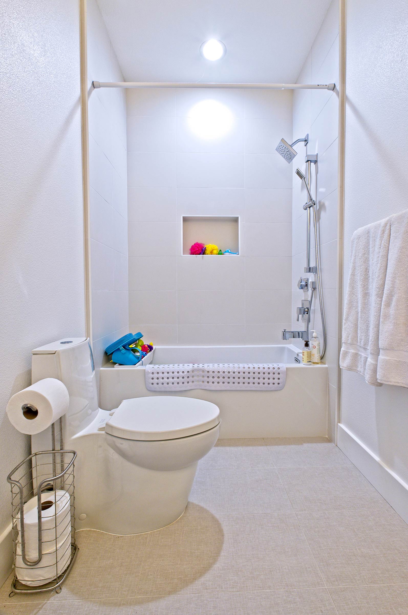 Hsu, Irvine - Kids Bath Remodel